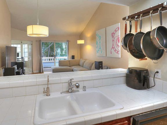 5th image of 7632 Hollister Ave Unit 347