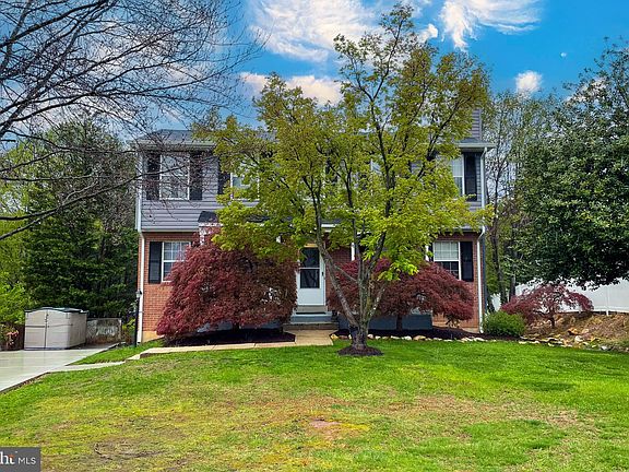 3rd image of 6004 Phillipp Ct