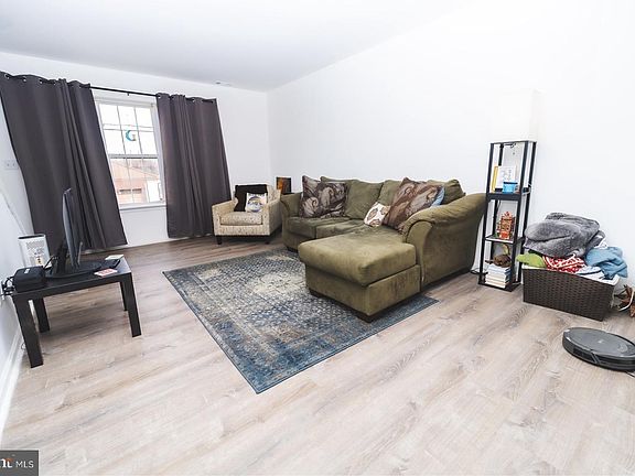 3rd image of 3 Union St