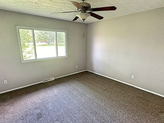 5th image of 1676 Cedarcrest Ave SW #1678