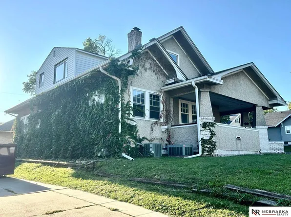 2672 S 12th St, Lincoln, NE 68502