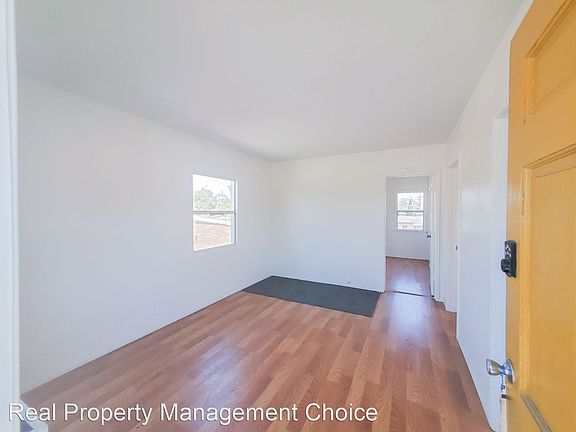 3rd image of 228 E 119th St #11027213
