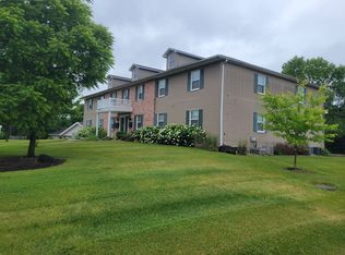 Granada Court Apartments, Peoria, IL 61604