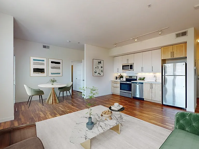 201Lofts — Photo 2