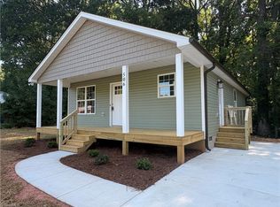 506 Moore Dr, Lexington, NC 27292