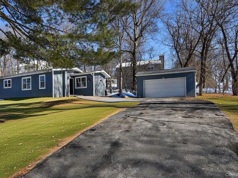 1st image of 320 Walnut Avenue