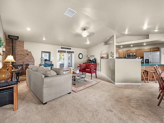 4th image of 2028 W Morales Dr