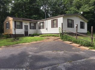 54 Augusta Rd, Topsham, ME 04086