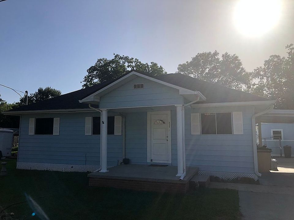 1st image of 217 E 1st St