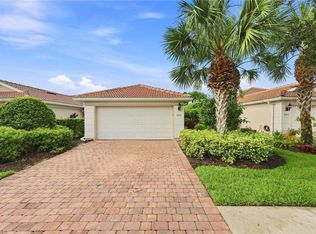 8664 Genova Ct, Naples, FL 34114