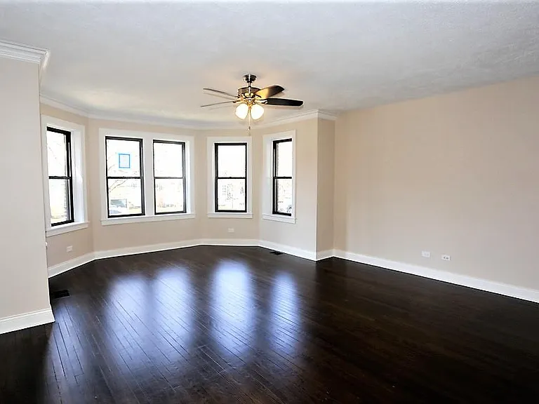 4447 N Rockwell St #1 — Photo 3