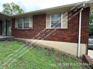 3734 NE 42nd Ter, Kansas City, MO 64117