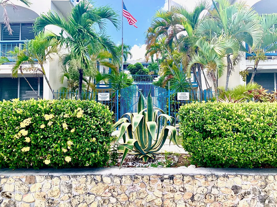 40 Orange Grove Rd