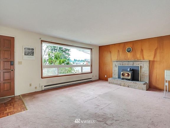 3rd image of 11722 101st Avenue Ct E