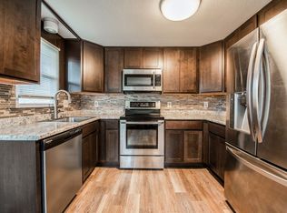 183-185 Middle St, Springfield, MA 01104