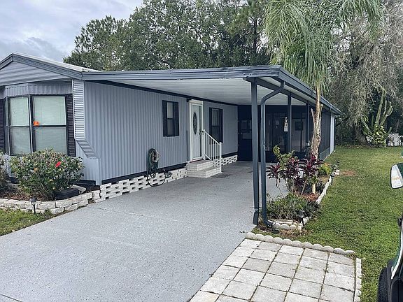 2nd image of 133 Magnolia Ln