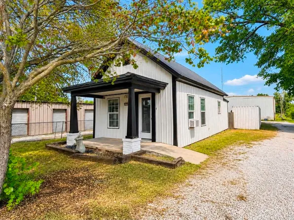 338 N Wilson St, Vinita, OK 74301