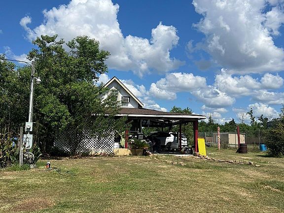 3rd image of 756 County Road 5003