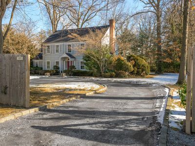 105 Walnut Road, Glen Cove, NY, 11542
