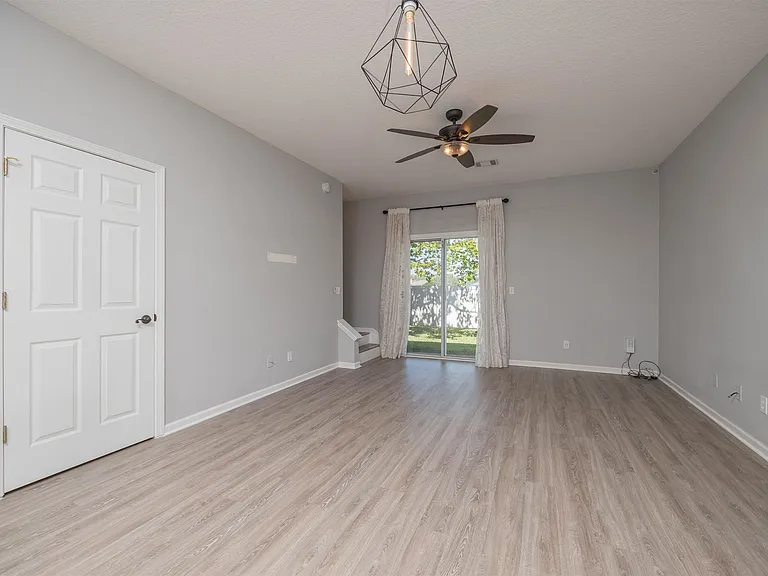 345 Scrub Jay Dr #345 — Photo 16