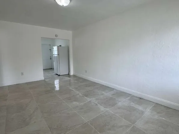 9411 Little River Dr, Miami, FL 33147