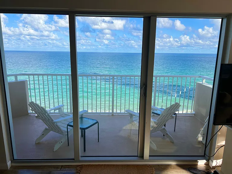1950 S Ocean Dr #8Q — Photo 1