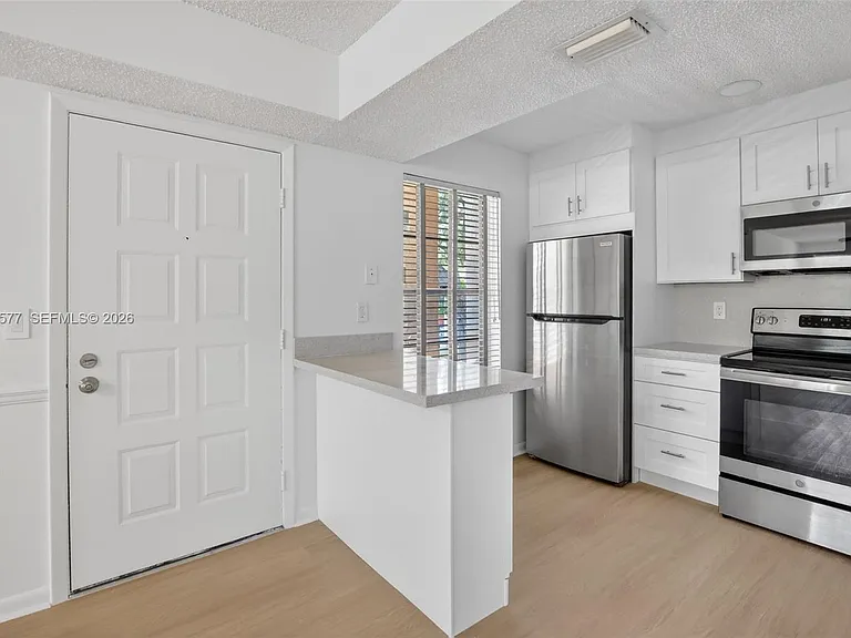 11931 NW 11th St #11931 — Photo 3