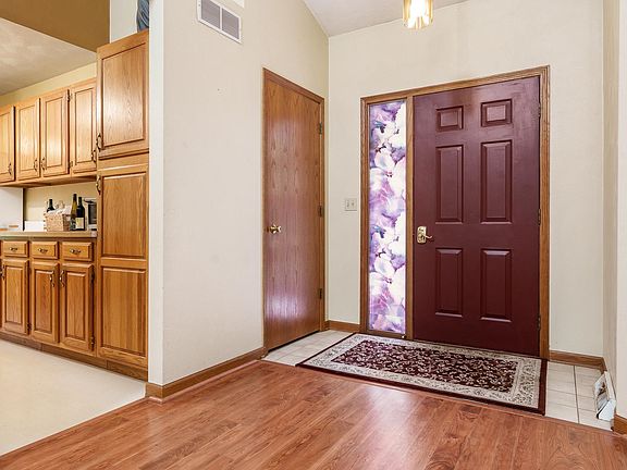 4th image of 13273 Weatherfield Way