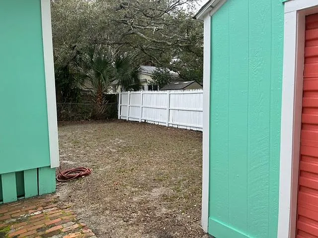 705 Lovell Ave — Photo 17