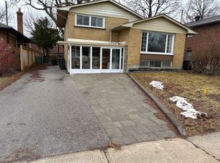 20 Shrewsbury Sq, Toronto, ON M1T 1L2