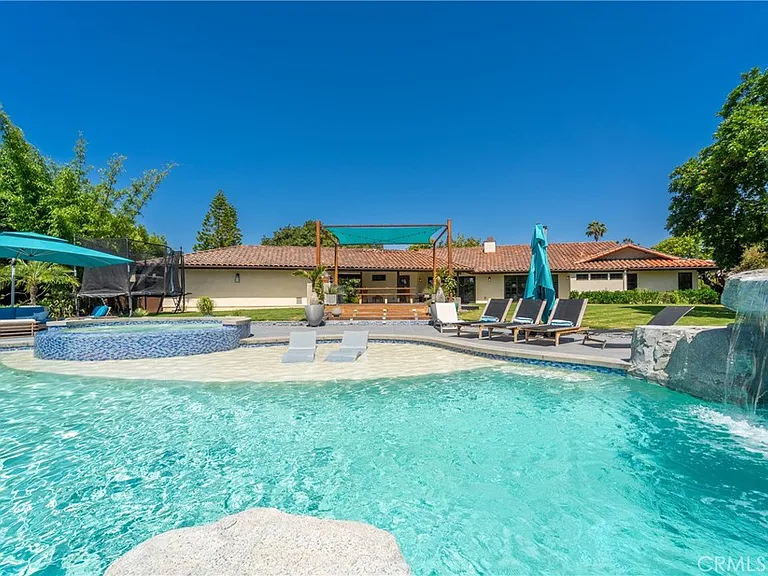 7337 La Soldadera — Photo 45