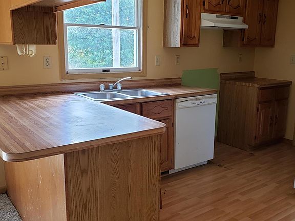 2nd image of 839 County Road 687