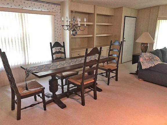 4th image of 19583 Charleston Cir #17