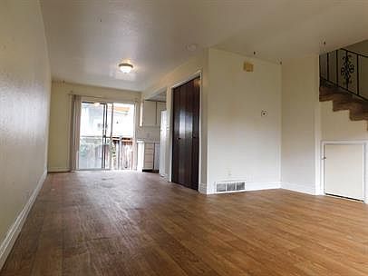 3rd image of 2289 S Windsor St #2295