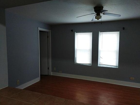 4th image of 2526 Broadway St APT 1D