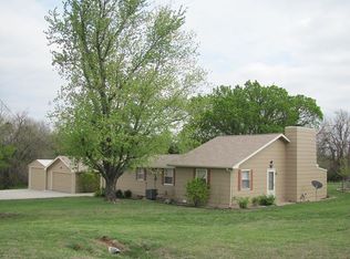 282 35th Rd, Toronto, KS 66777