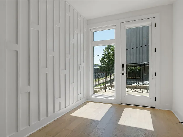 608 Hagan St — Photo 5