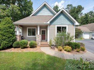 22 Banks Town Rd, Weaverville, NC 28787