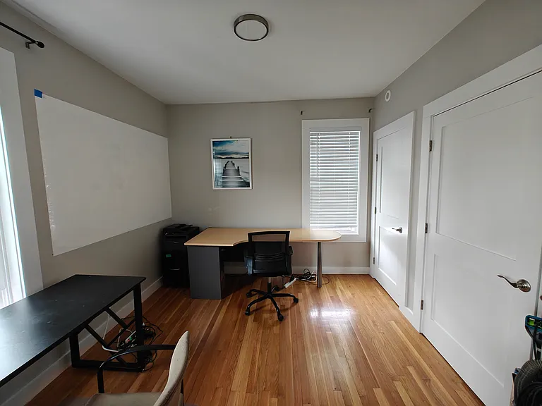 2nd floor office/bedroom