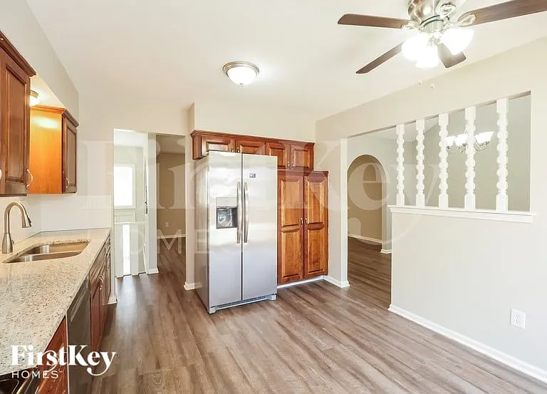 6704 NW Mirror Lake Ter — Photo 8