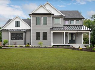 252 Angell Rd, Lincoln, RI 02865