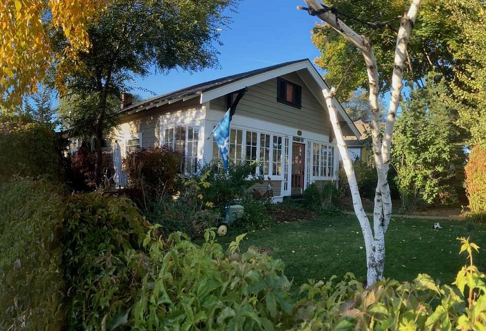 1st image of 1605 Valley Ave