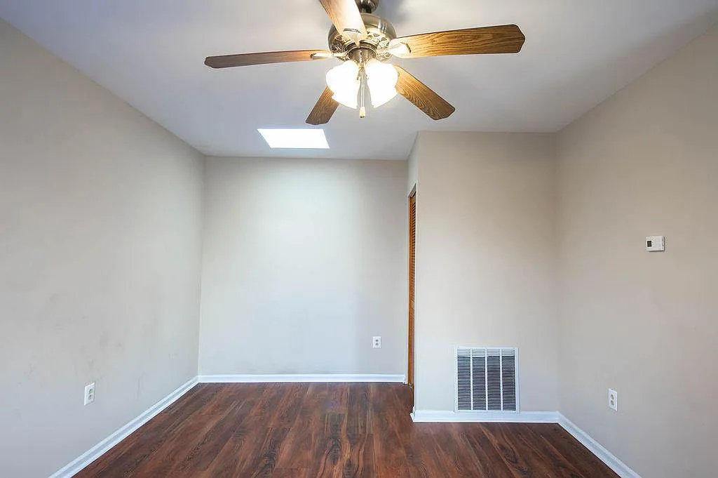 2 bed, $1,450 — Photo 2