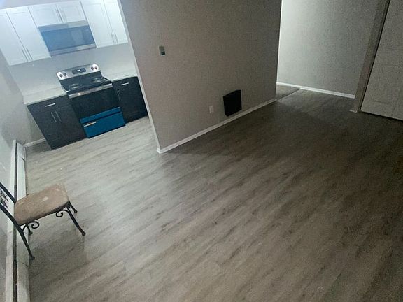 5th image of 711 Ashland Ave APT 2