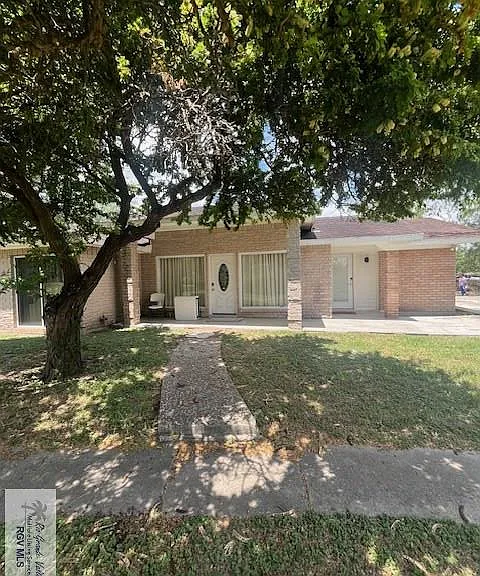 10 Country Club Rd #A — Photo 12