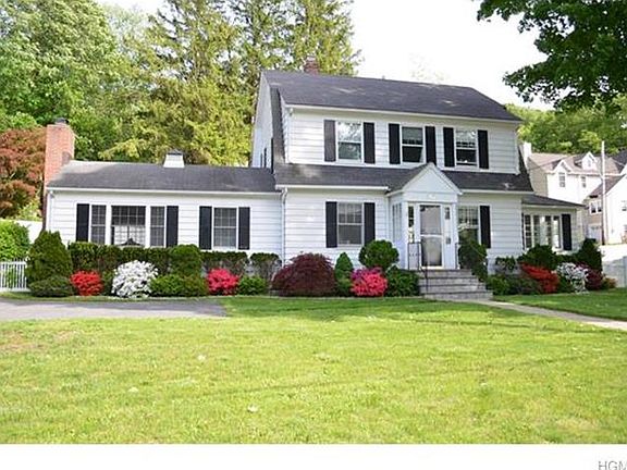 2nd image of 816 Sherman Ave