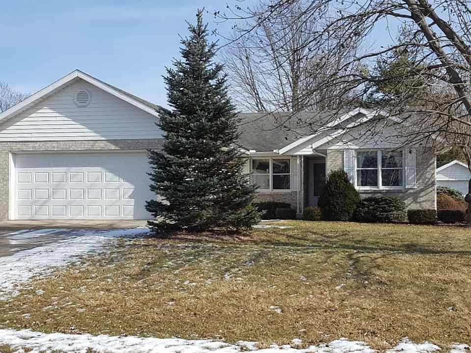 1st image of 2208 N Carrolton Dr
