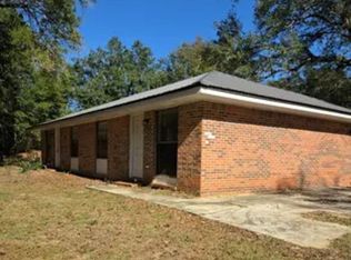5720 Fairway Dr, Milton, FL 32570