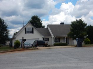 1117 Larkspur Dr, Locust Grove, GA 30248