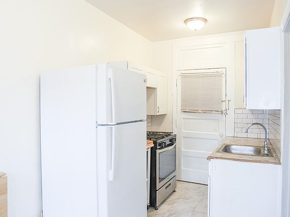2nd image of 5063 N Glenwood Ave APT 2E